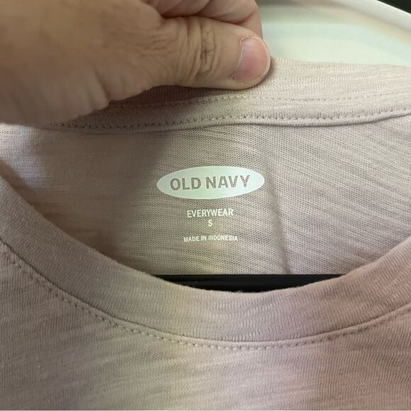 OLD NAVY Short Sleeve Graphic Tee Shirt Size Small - Picture 3 of 3